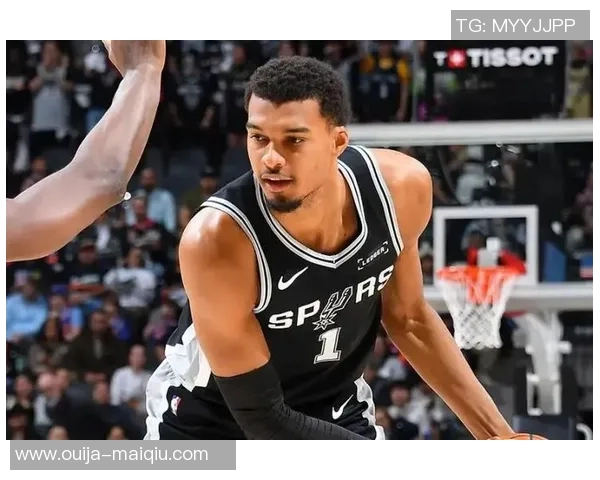 查克解析 - 曼恩调查:曩昔四场21助攻5失误,传球有所前进?